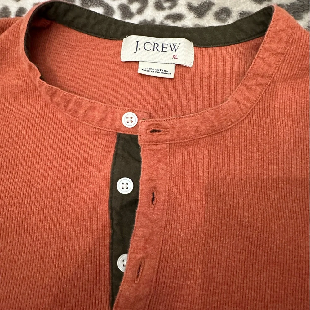 Y2K J. Crew Thermal Henley in Dark Cinnamon Size XL Men’s